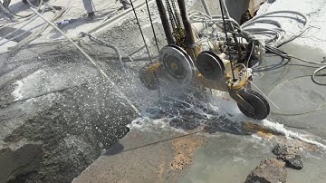 Khoan cắt bê tông, Cắt bê tông bằng dây kim cương