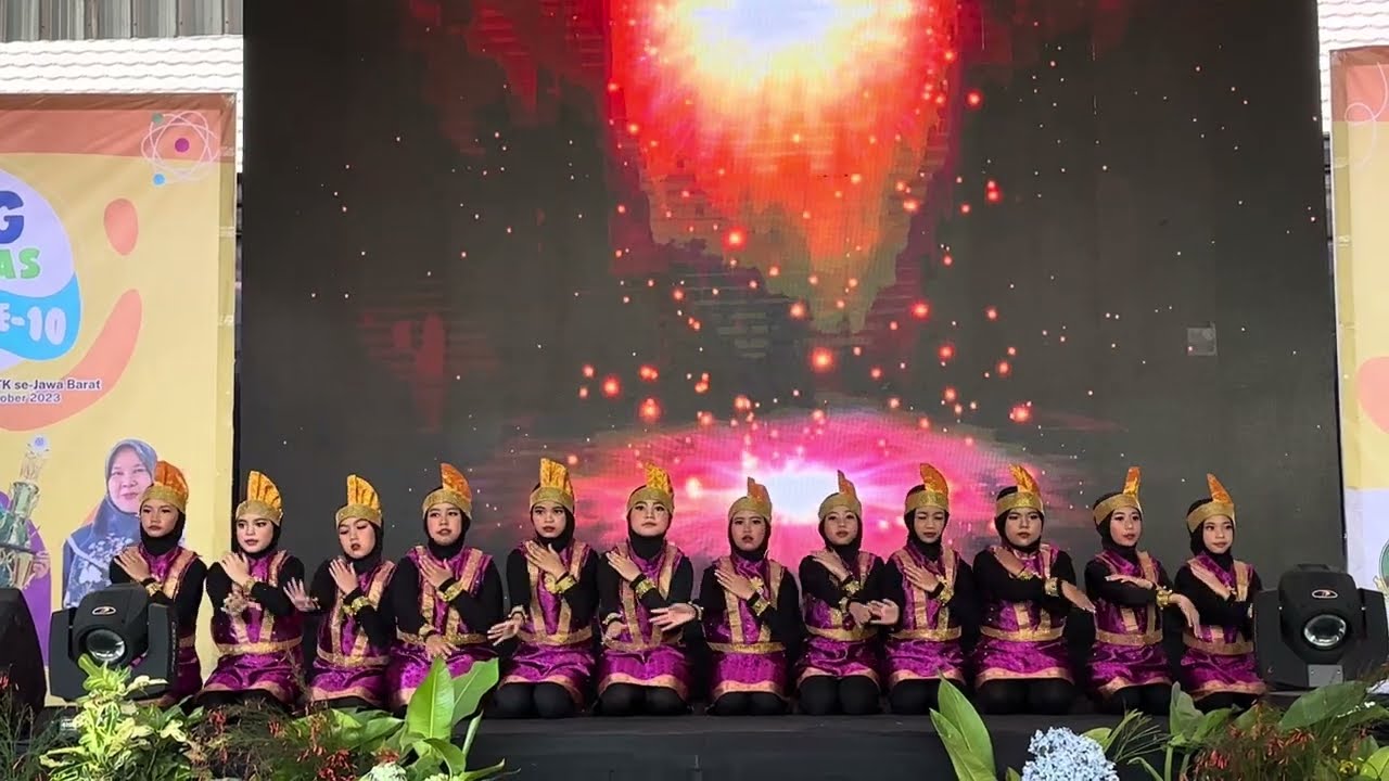 Tari Saman - Ratoh Jaroe _ SD Islam Al Azhar 36 Bandung AKA #10 Day 1