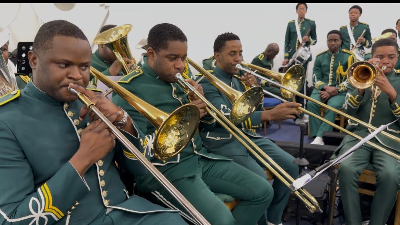 FAKI London - Nkembo Toko Sepela