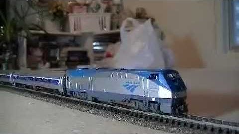 Kato locomotive Amtrak  P42 with DCC and sound MRC 1645