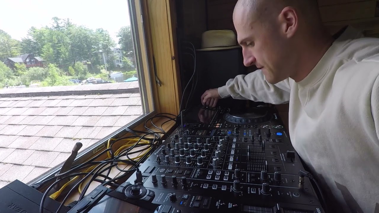 CÉCILLE RECORDS MIX - MITCH MATCH