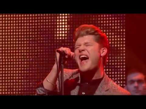Daniel Merriweather - Change (Feat. Phrase) [Rove Live June 28 2009]