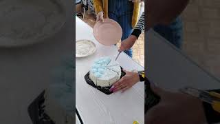 Как правильно делить торт!
