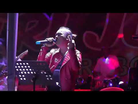 ENA EYA EYO live tri junio soap