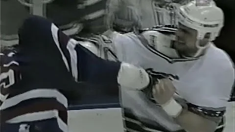 Stu Grimson TKO's Darren Langdon Round 2