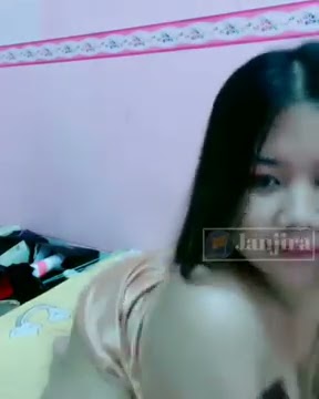 Goyang hot bigo live #Di_Atas_Kasur