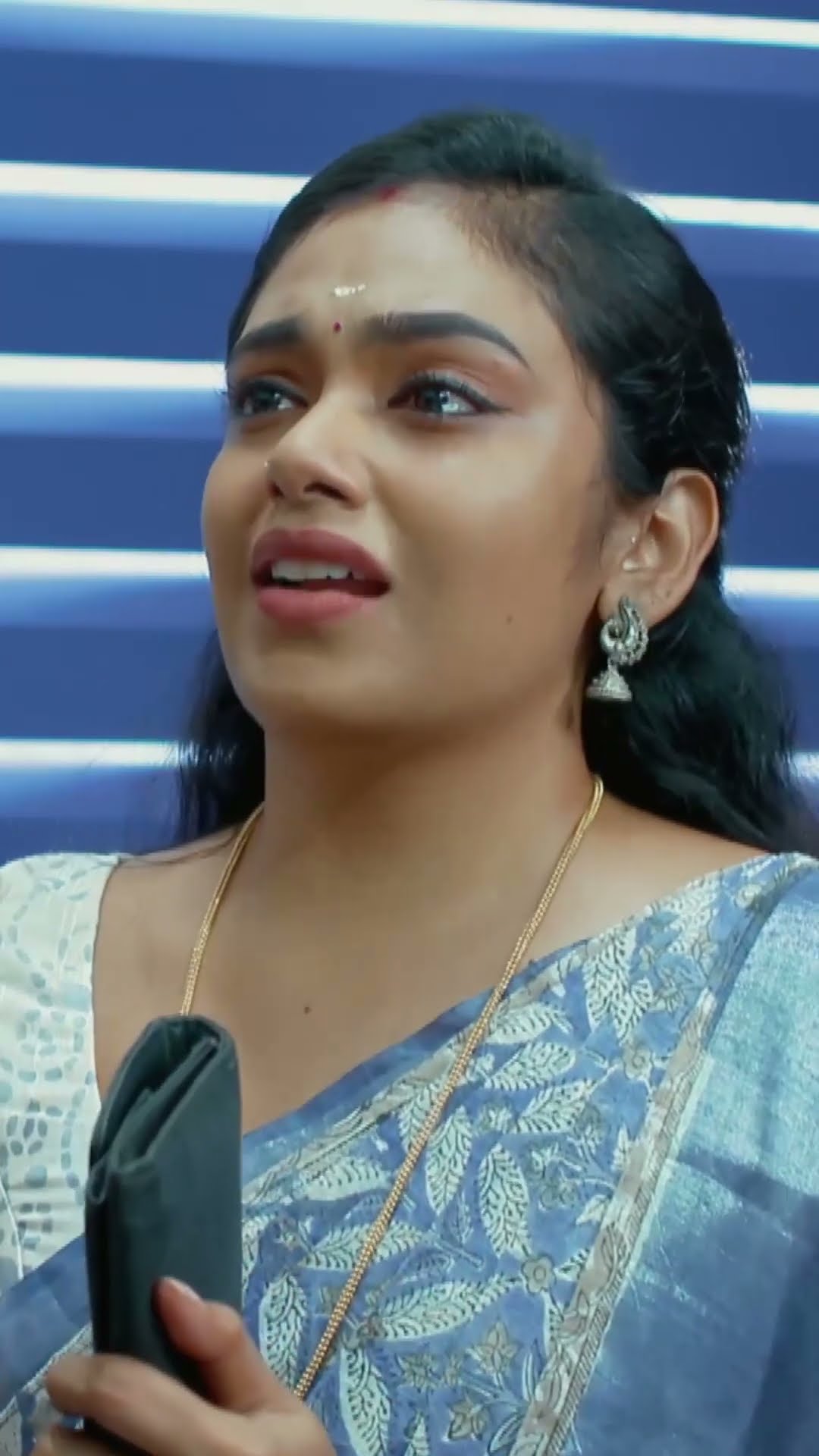 #ChempaneerPoovu രേവതിയെ ആട്ടിയകറ്റി ഫൈനാൻഷ്യർ
