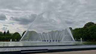 #москва Цветомузыкальный фонтан в Парке Горького. Сеанс на 12 ч 14.05.2024 г. #moscow #gorky #park