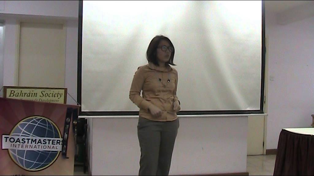 Young Adult Toastmasters Club - 84 - Mighty Minute - TM Sarah Marie Barcelona