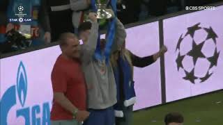 Celebrity Cristian Pulisic celebrate with his Dad , he Is The First American 🇺🇸 player who win ucl final Net Worth