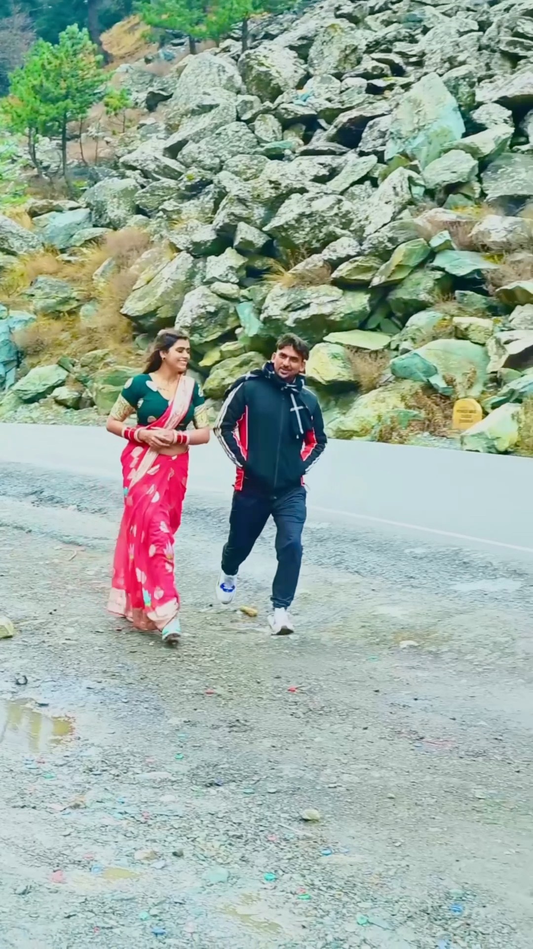 तू हमेशा मेरे साथ रहे #shorts #meenu #trending #ytshorts