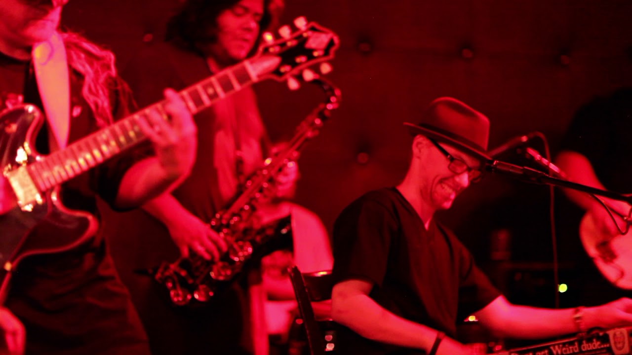 DELMOS WADE BAND Costa Mesa, CA. 2010