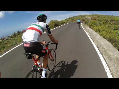 Video: Fabio Aru txiav tawm ntawm Giro d'Italia vim raug mob hauv caug
