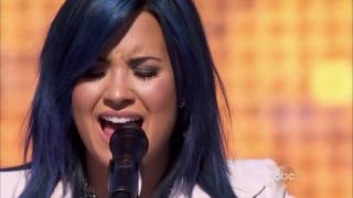 Demi Lovato   Let It Go Disney Parks Christmas Day Parade 25 12 2013