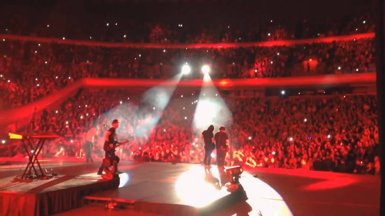 Disculpa Los Malos Pensamientos con PXNDX en el Auditorio Nacional