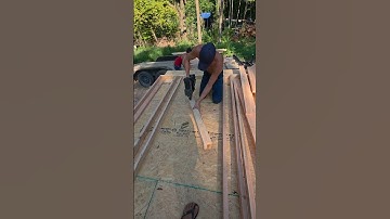 How to build a window header