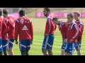 Rafinha Et David Alabaلقطة مضحكة بين رفنيا و دفيد ألبا Rafinha Et David Alabaلقطة مضحكة بين رفنيا و دفيد ألبا