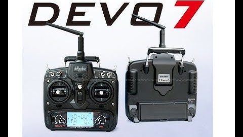 Mở hộp tay điều khiển Devo 7 trong huyền thoại