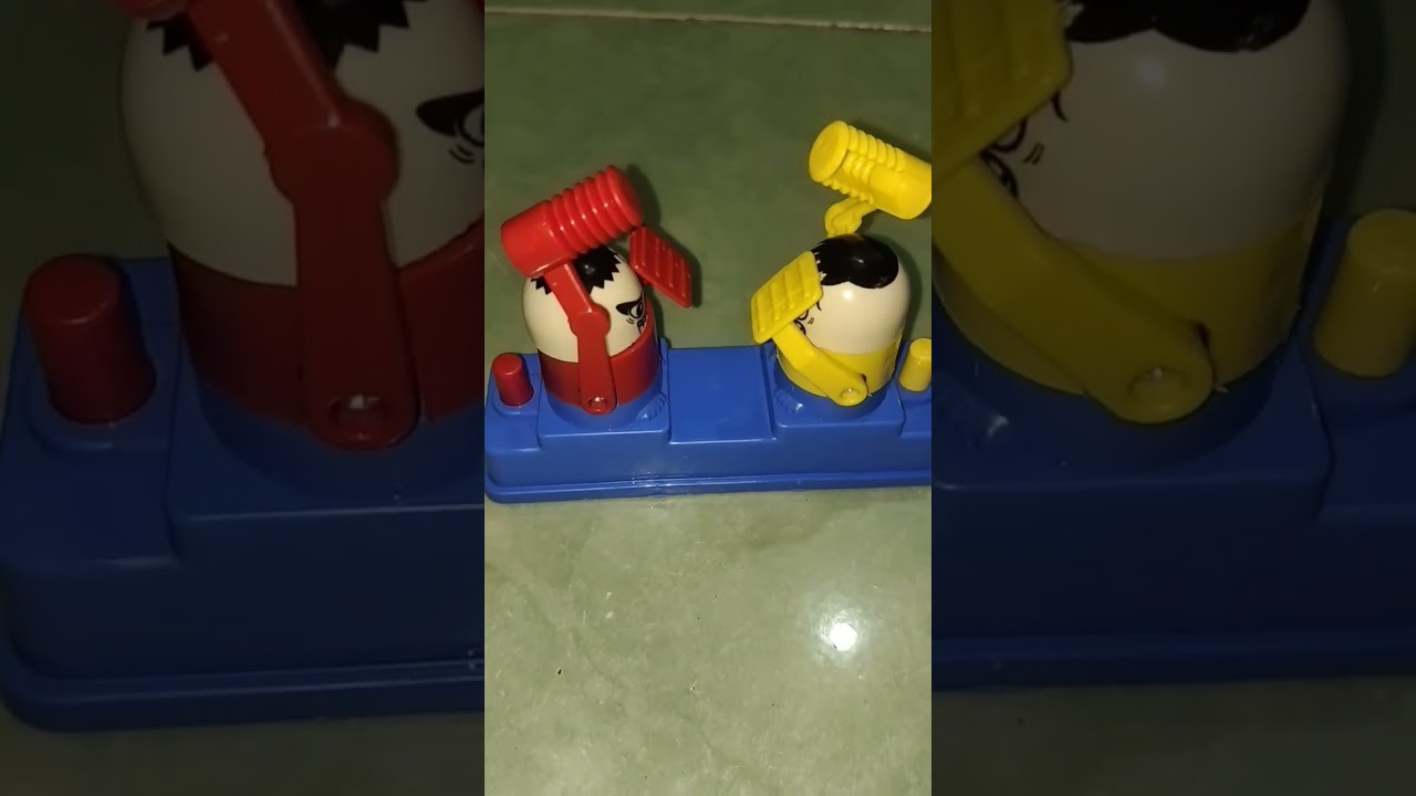 Beli mainan pukul-pukulan