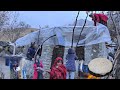 Hard nomadic life in the cold and rain |Winter by the Khersan River, baking local bread and fishing