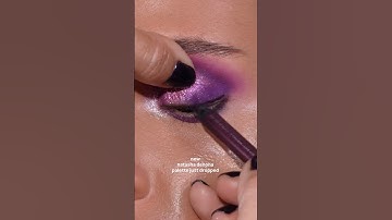Purple is our new favorite color 💜 The Natasha Denona Roxa Eyeshadow Palette is available NOW.