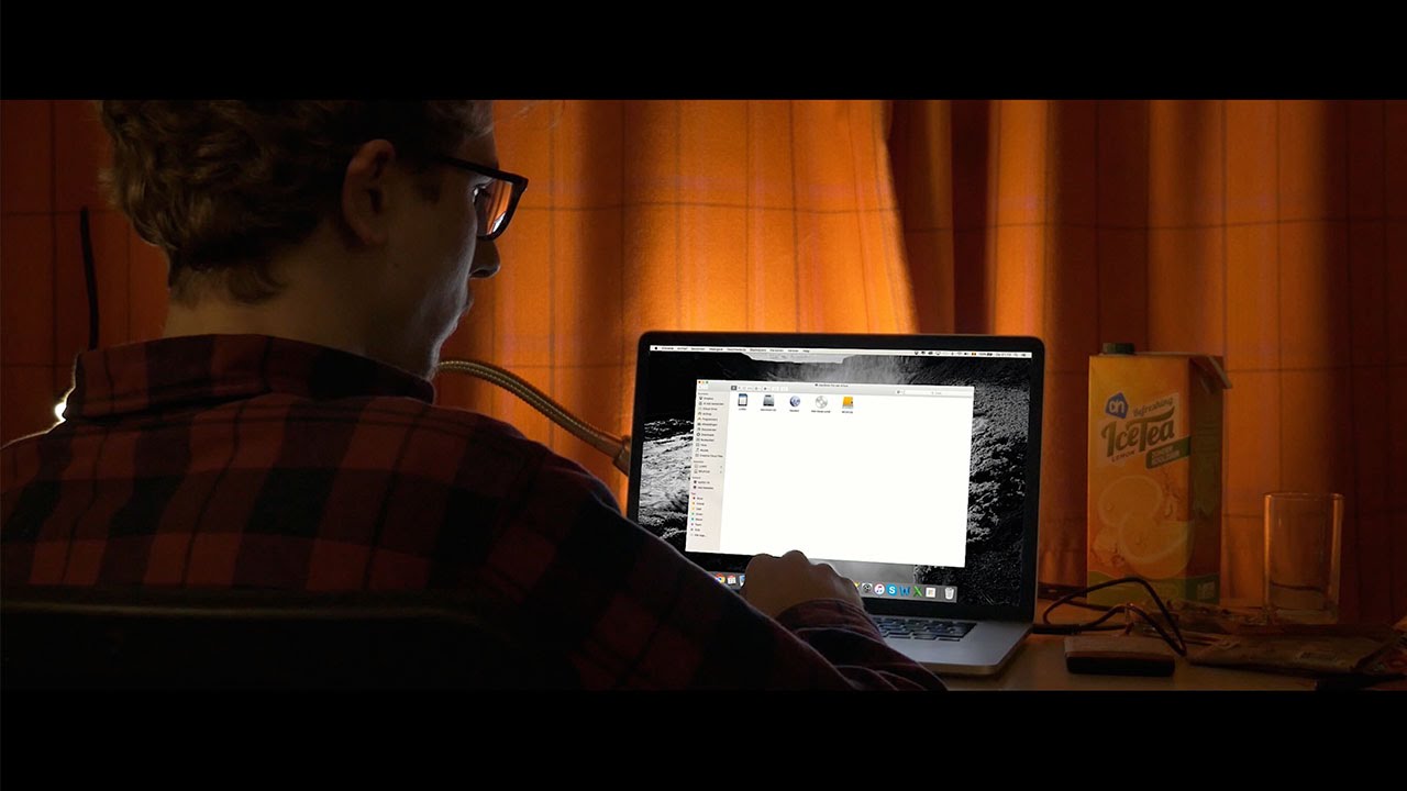 LOST | One minute short movie (shot on Panasonic GH4)