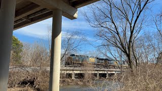 CSX AC44CW 579 Leads Automotive M580-05 on 1/6/23