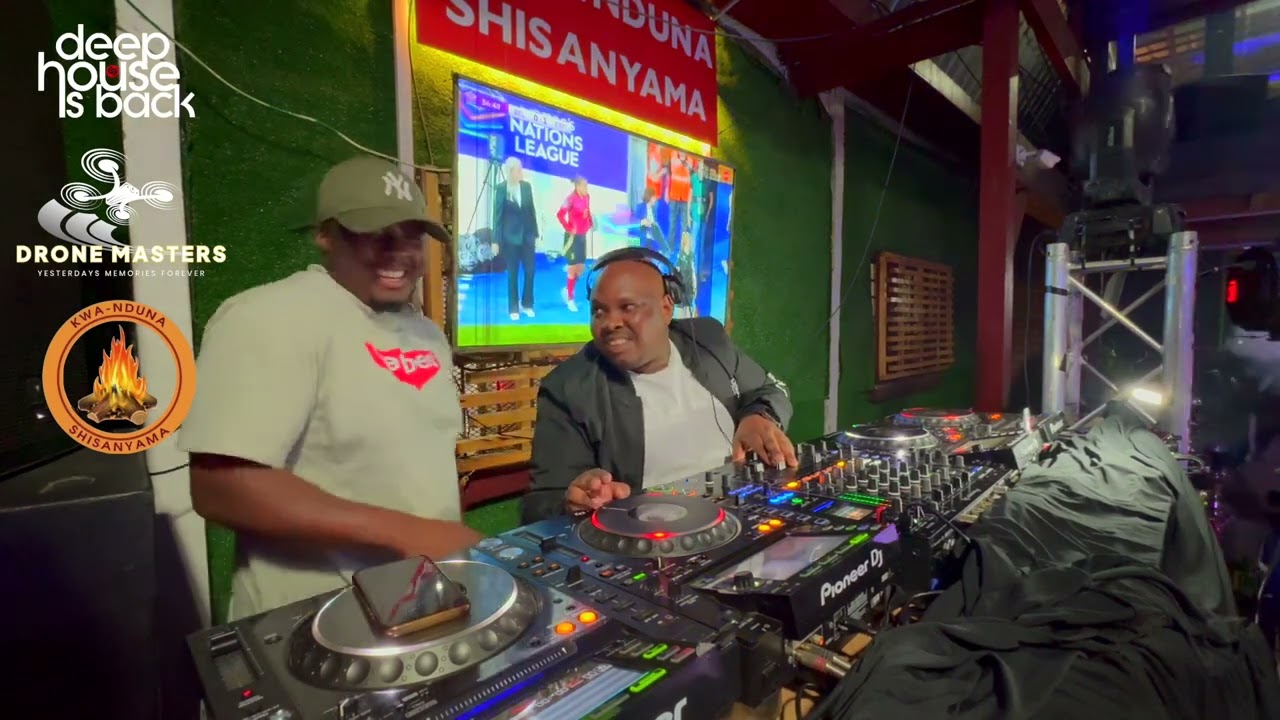 Deep Essentials .|. KDD vs ALMA T .|. Citizen Sthee and friends