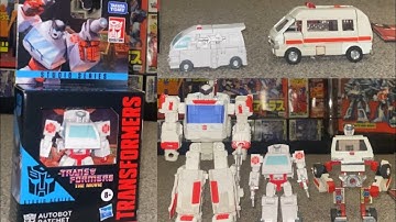 Transformers studio series Ratchet review. Movie 86 core class collection generations WFC comparison