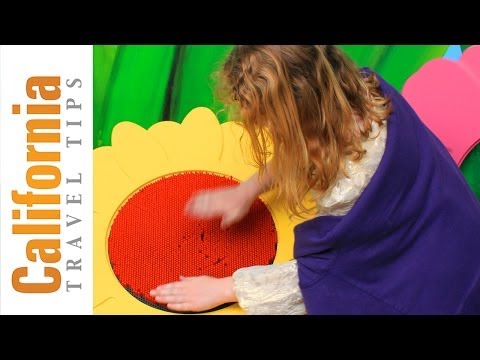 Vídeo: Tons of Fun no Kidspace Children's Museum em Pasadena