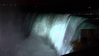 Wasserfall Niagara bei Nacht-waterfall Niagara at night