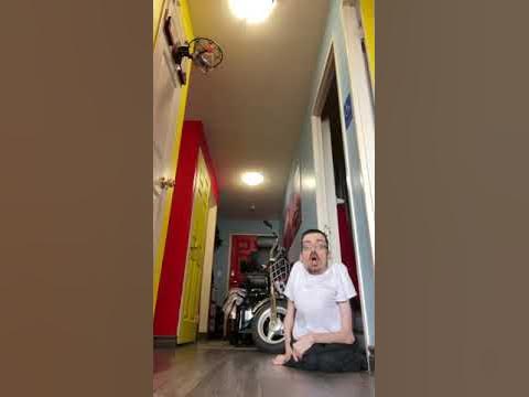 CAN LEBRON JAMES DO THIS ? - YouTube