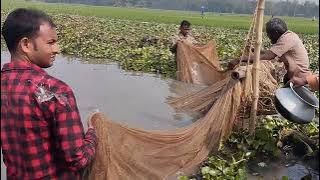 Manda fishing method।। village fishing।। fishing boats।। fishing nets।। rsl fish cutting