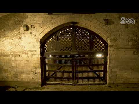 Video: Gids voor de Ceremonie van de Sleutels in de Tower of London