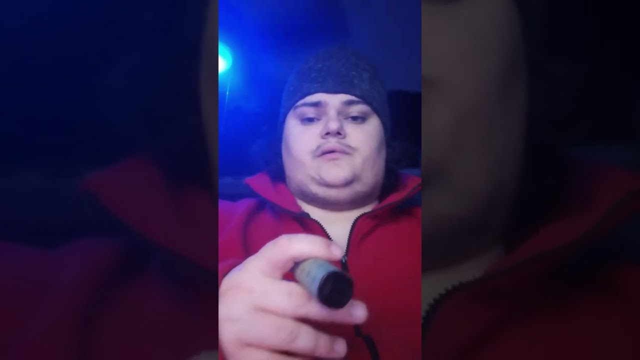 R&M Tornado mixed berrys huge disposable review