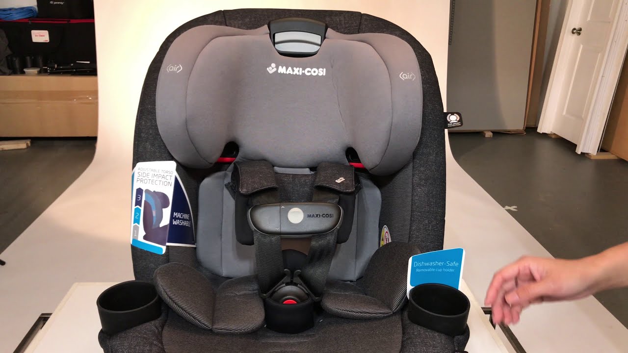 Maxi cosi 360. Maxi cosi в салоне самолета.