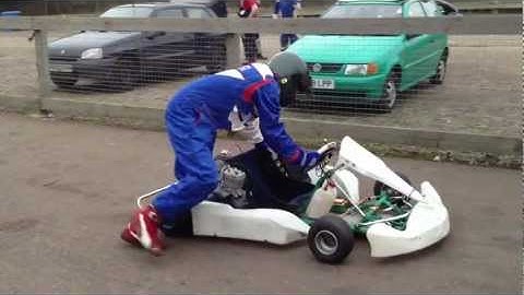 Solo DD kart bump start two stroke with easi-start and hand throttle
