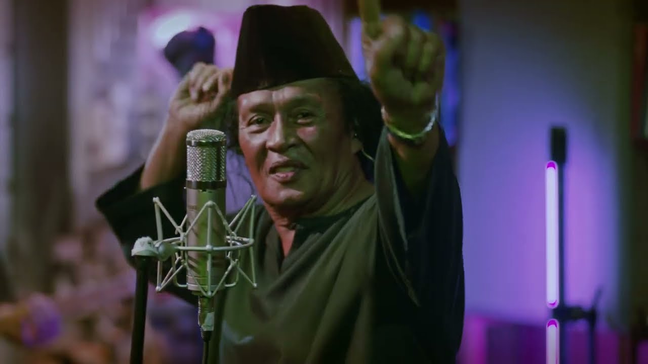 monoloQue - Mengapa Dikenang Mengapa Difikir ( Bersama Herman Tino ) [ Live Sesi Bilik Bedah 1445H ]