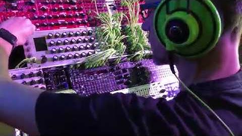 MoXoM - Total Breakdown - Ep 6