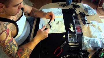 Axial Dingo kit build part 2.