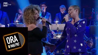 Miniatura de vídeo de "Silvia Salemi e Marcella Bella cantano "Non si può morire dentro" - 02/03/2019"