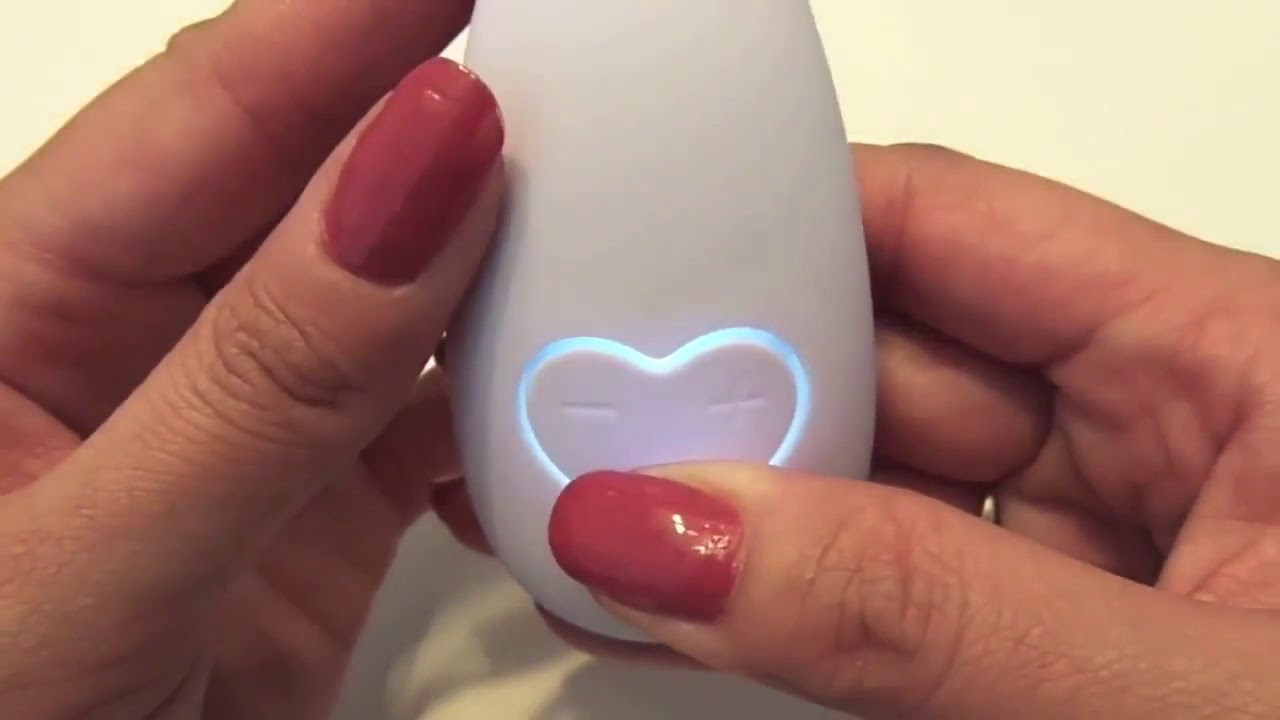 Клиторальный массажер Lovelife Smile Clitoral Vibe