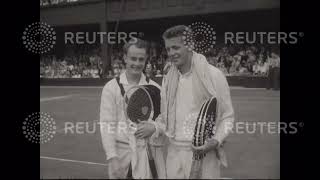 1954 UK: TENNIS:  WIMBLEDON - CHAMPIONSHIPS CONTINUE:
