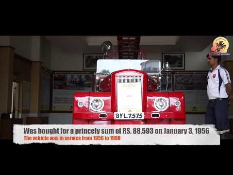 rolls-royce-vintage-dennis-van:-erandwane-fire-brigade-museum-pune