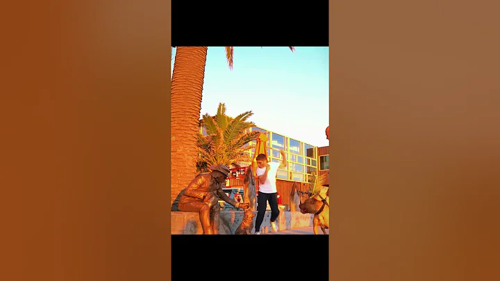 Hey man, give a hug 🫂🤣 #prank #funny #fun #mahdi_fun #shorts #viral #explore #jokes