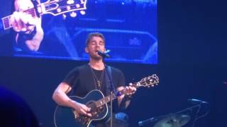Brett Young sings "You A'int Here To Kiss Me"