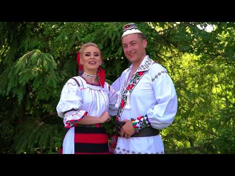 Camelia Pop si Fratii Mat - Merg horind pe ulicioara