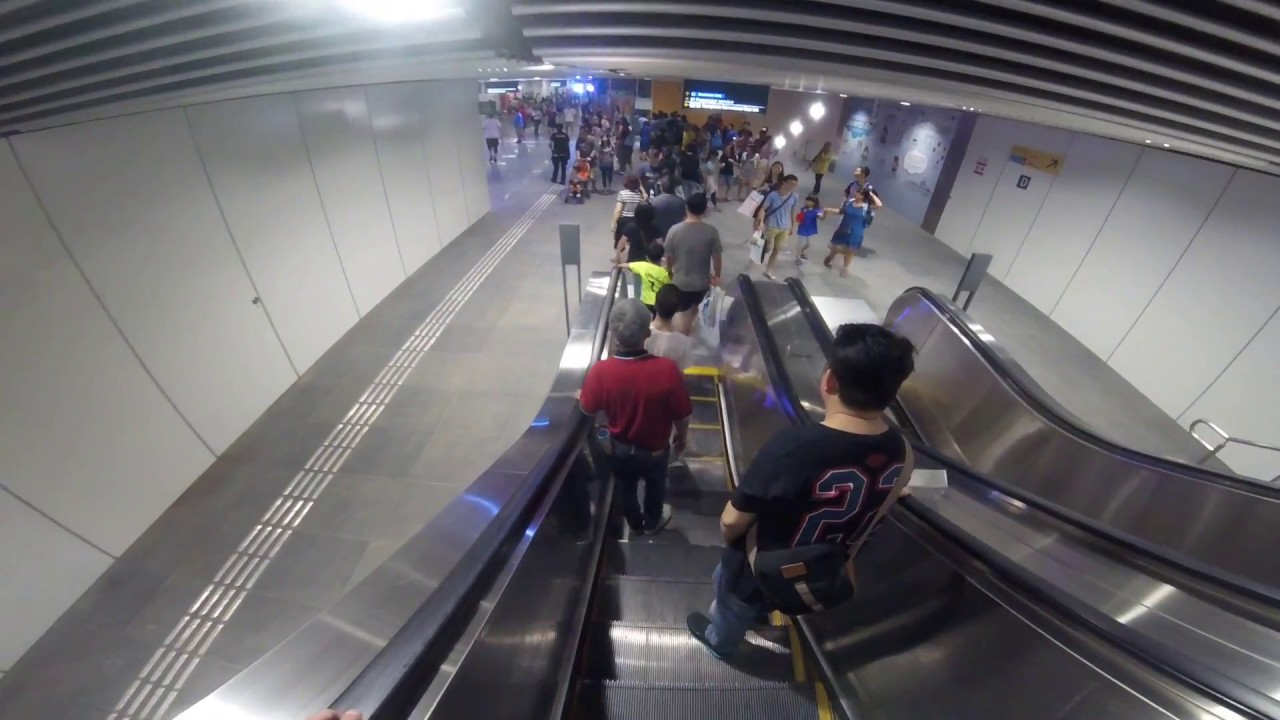 Getting To Dtl Tampines Mrt Public Transfer Area Youtube