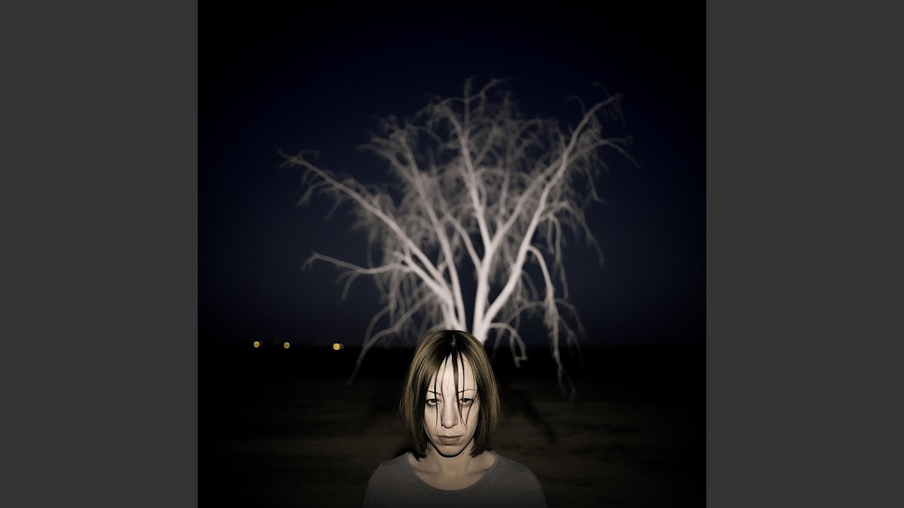 HAUNTED (Single version) adlı videoyu YouTube'da izle HAUNTED (Single version) adlı videoyu YouTube'da izle