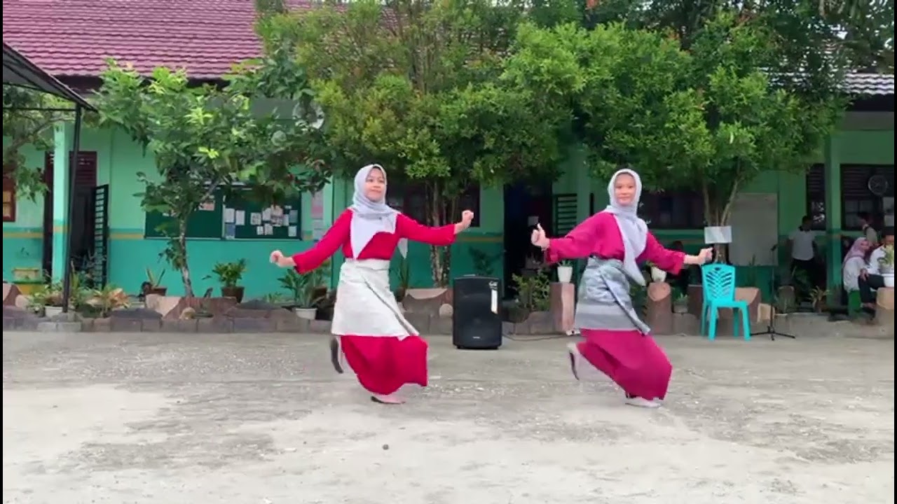 Tari kreasi Berseri Nanti